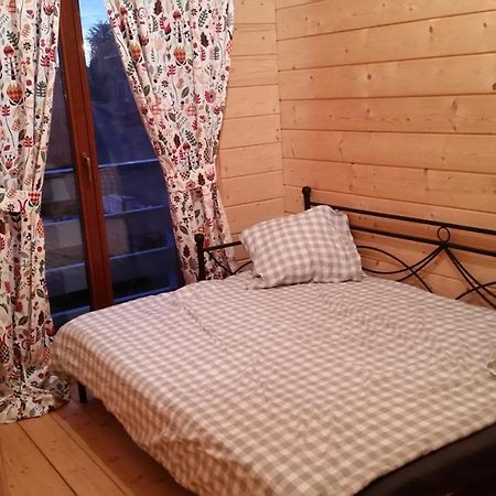 Au Chalet Bed & Breakfast Maubray Exterior foto