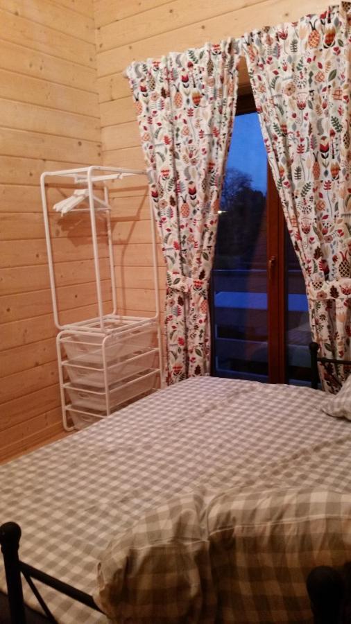 Au Chalet Bed & Breakfast Maubray Exterior foto